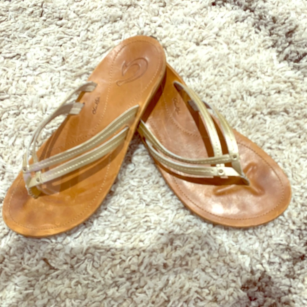 Olukai U’i thongs size 7